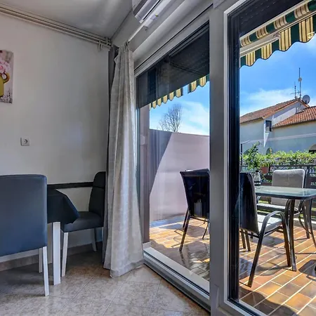 In Near Brijuni National Park Apartment *